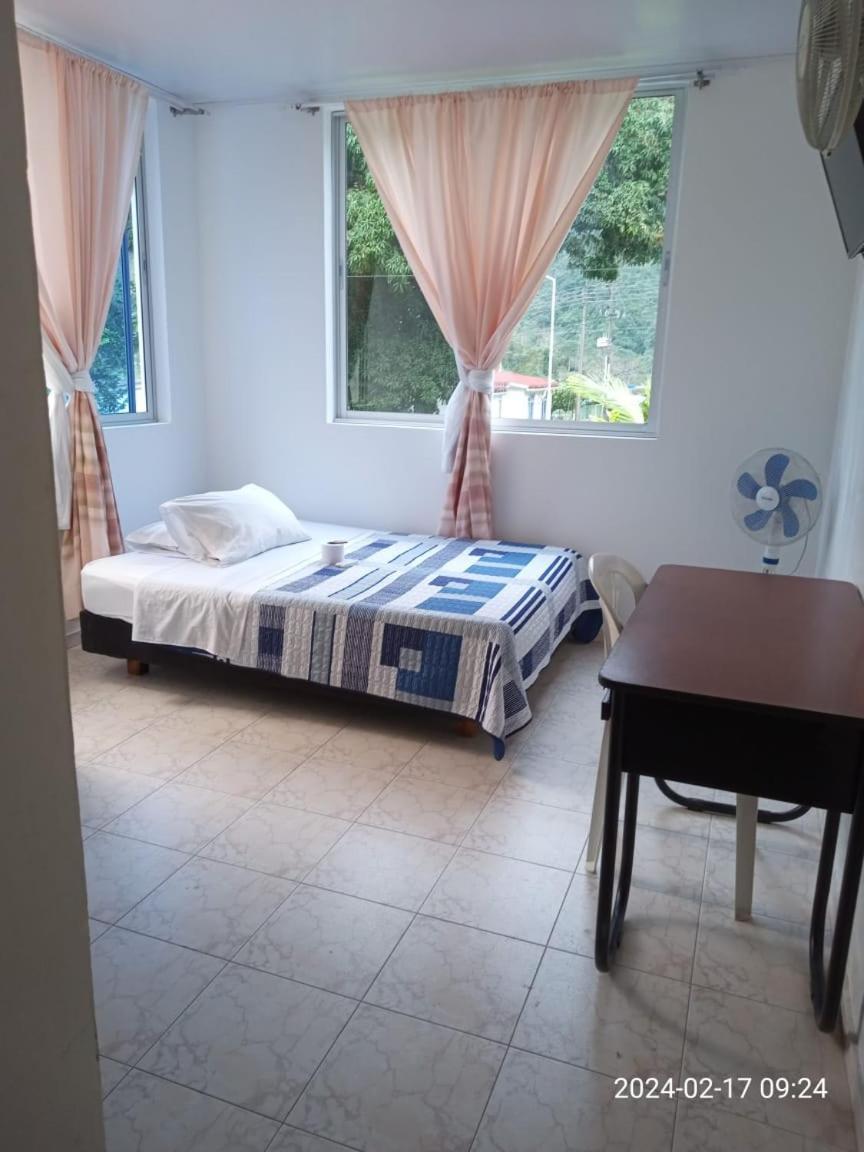Servituristicos La Esmeralda Hotel Santa Maria ภายนอก รูปภาพ