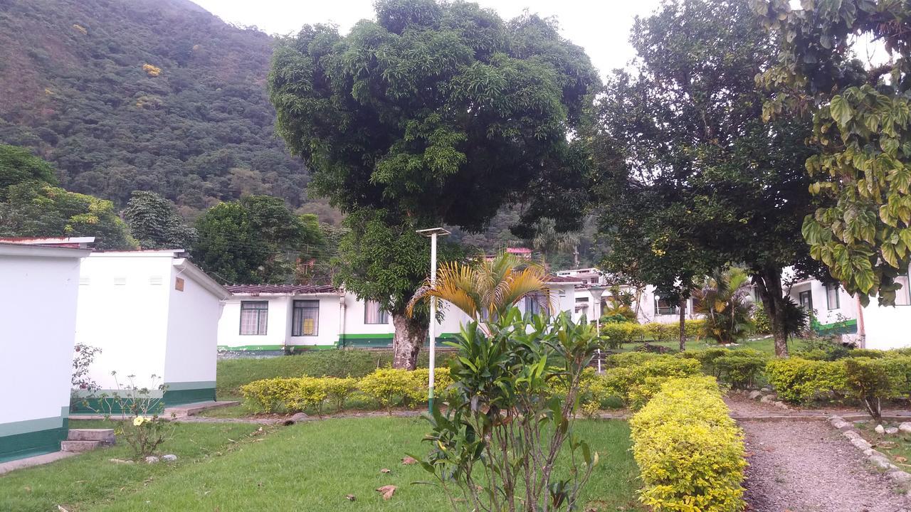 Servituristicos La Esmeralda Hotel Santa Maria ภายนอก รูปภาพ