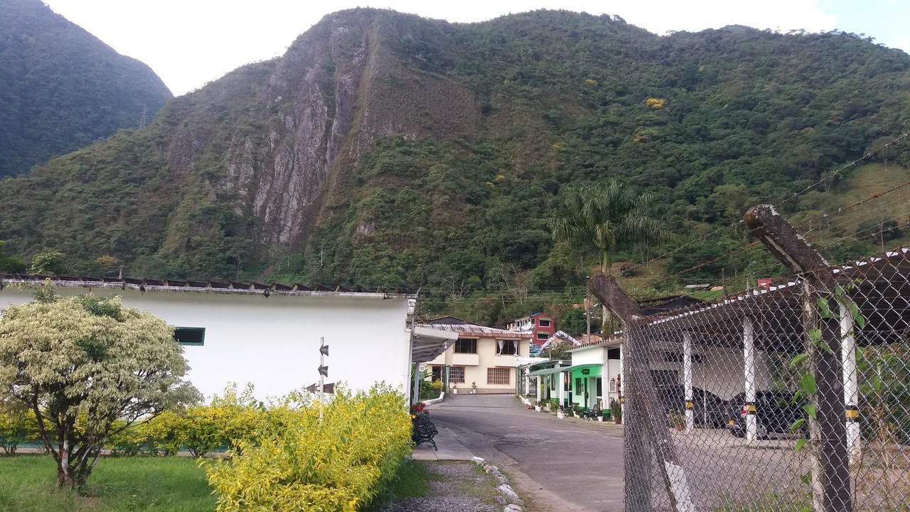 Servituristicos La Esmeralda Hotel Santa Maria ภายนอก รูปภาพ
