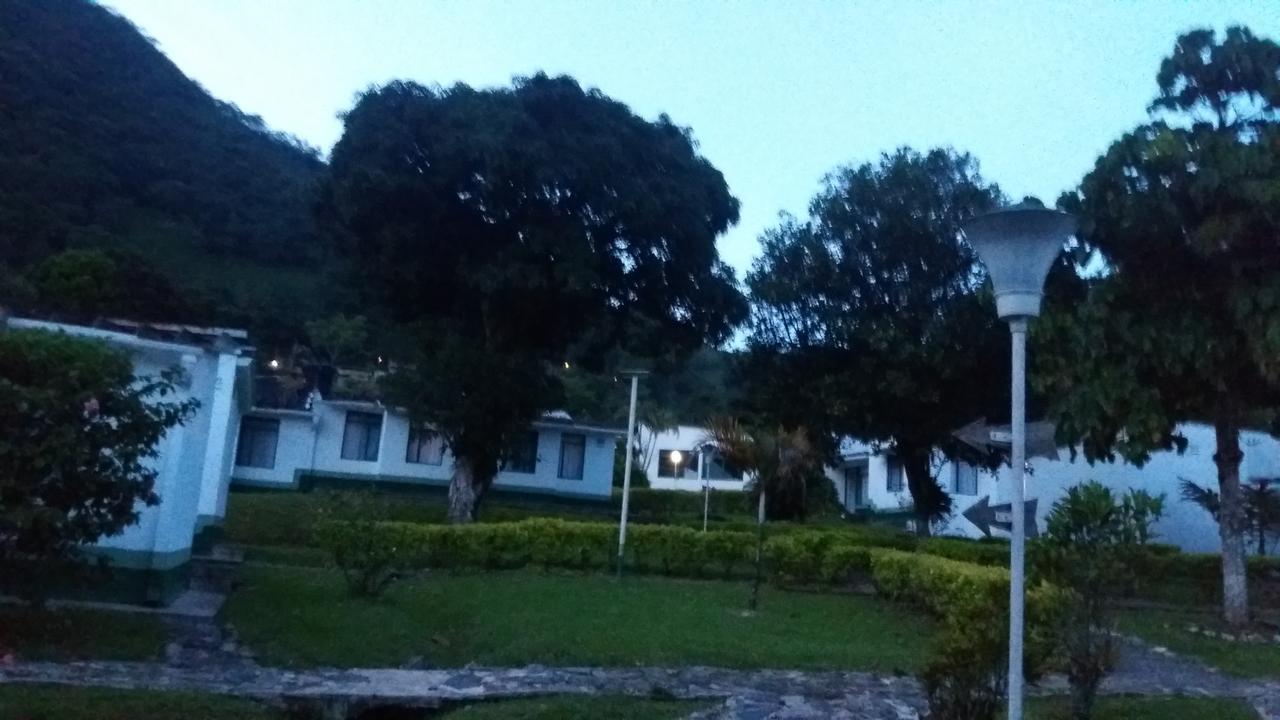 Servituristicos La Esmeralda Hotel Santa Maria ภายนอก รูปภาพ