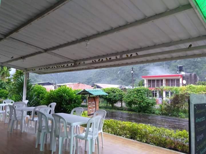 Servituristicos La Esmeralda Hotel Santa Maria ภายนอก รูปภาพ